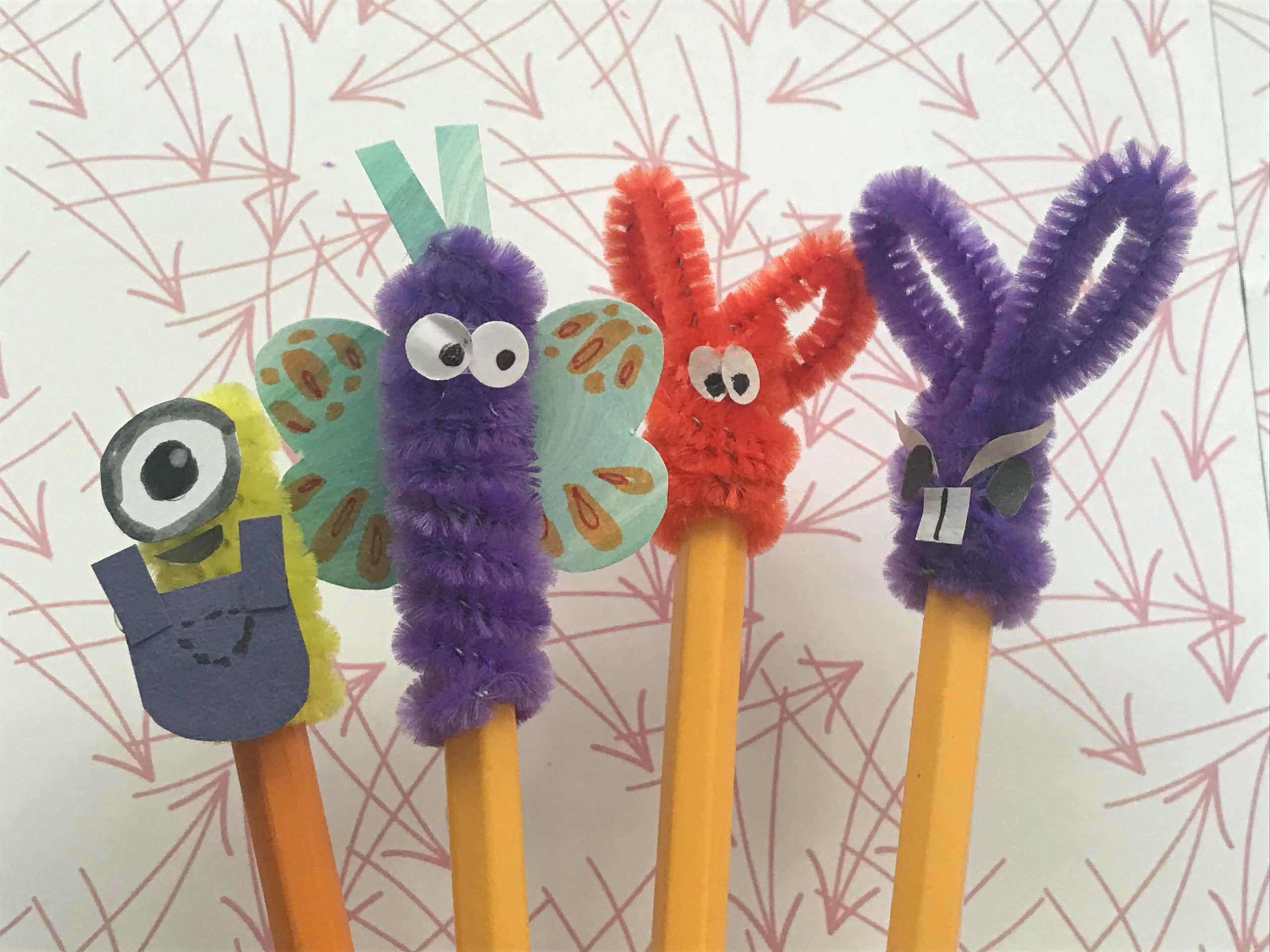 Easy DIY Pipe Cleaner Animals Craft (Cute Pencil Toppers!)